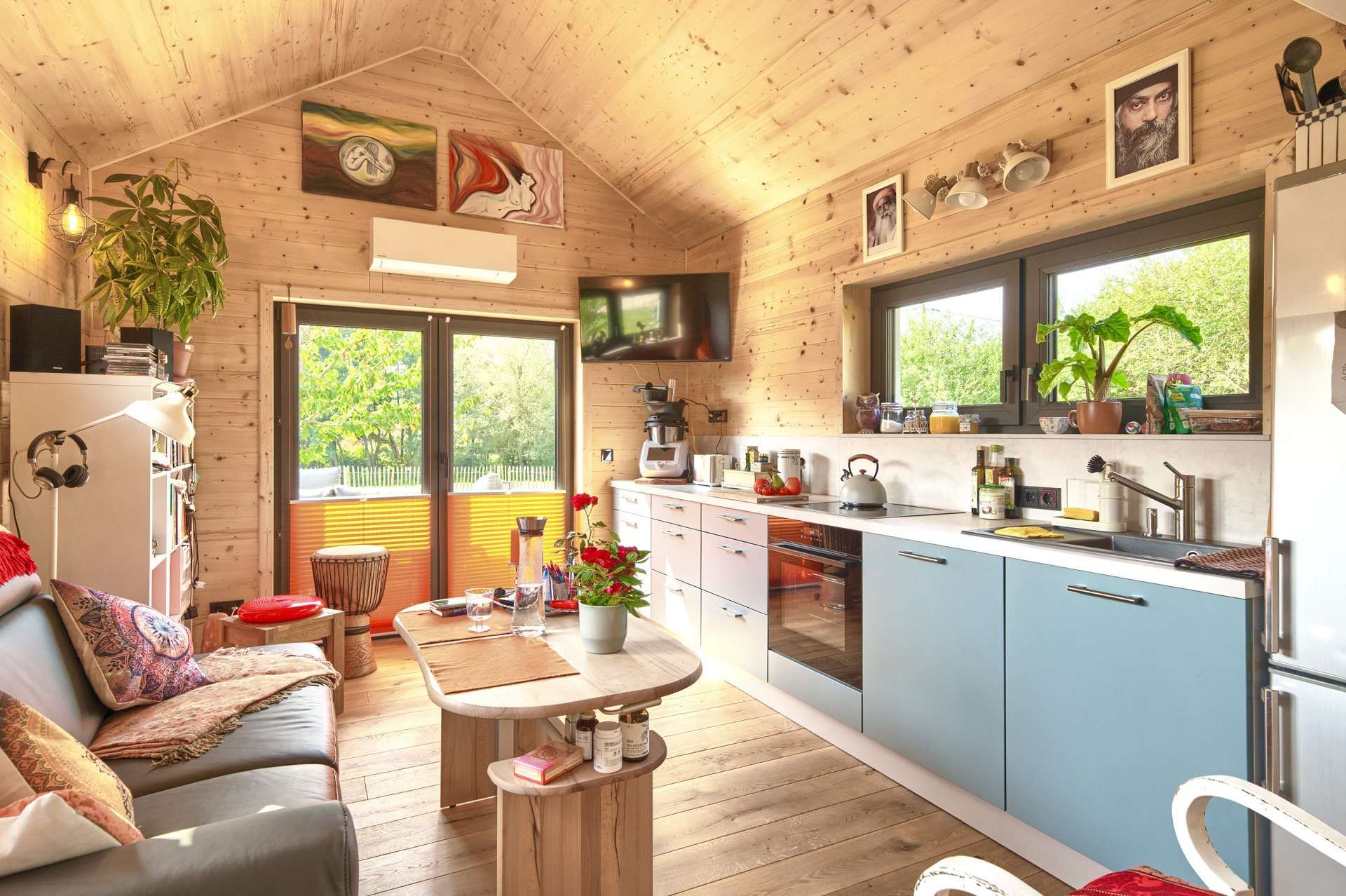 Wohnbereich mit Küchenzeile